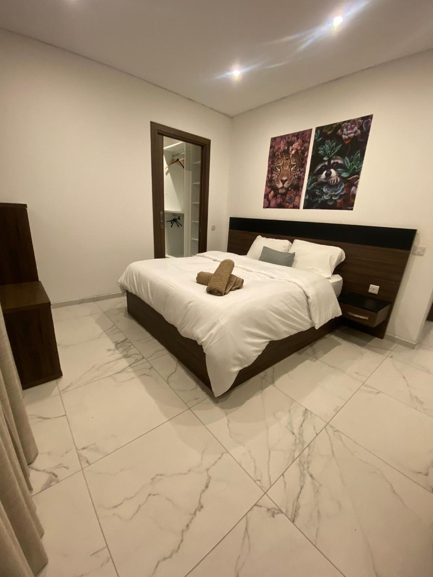 Designer 3 Bedroom And 3 Bathroom Apartment In Swatar 比尔基卡拉 外观 照片