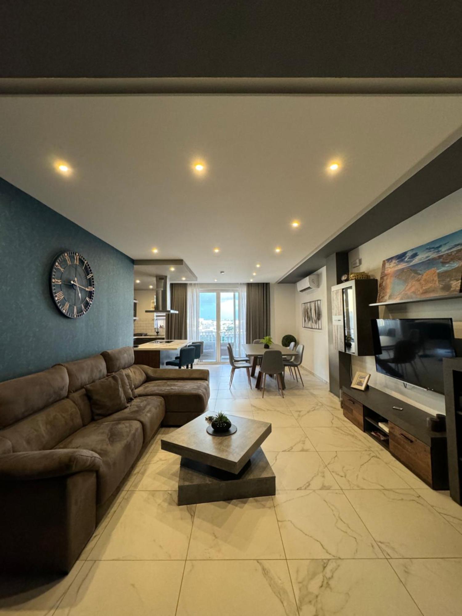 Designer 3 Bedroom And 3 Bathroom Apartment In Swatar 比尔基卡拉 外观 照片